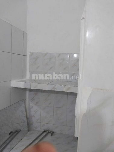 Cho thuê nhà số 14 hẻm 82. Ngách 162 ngõ34 phố kim mã