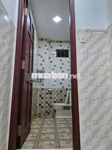 Nhà Chín Chủ Cho Thuê 4,5x12 1Lầu 2pn 2wc