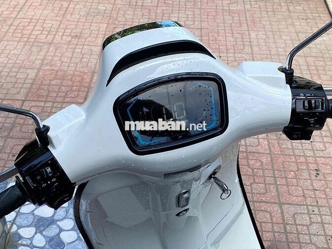 Xe mới mua đúng 1 tháng ( 6/2026 ) Để rẻ lại ạ.