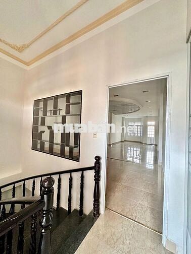 Cho Thuê nhà 3 tầng đường NGŨ HÀNH SƠN, Mỹ An_ Giá 25tr/ tháng 