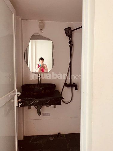 Cho thuê nhà 5 tầng, mặt phố 32 Trần Đăng Ninh, Cầu Giấy