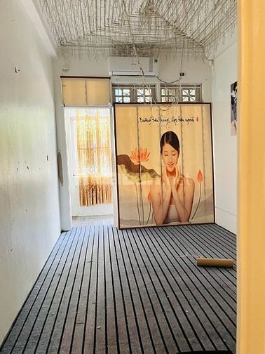 Cho thuê nhà 5 tầng, mặt phố 32 Trần Đăng Ninh, Cầu Giấy