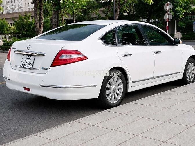 Nissan Teana 2.0 Trắng 2010 Nhập khẩu