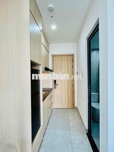 CĂN HỘ BAN CÔNG BẾP XA GIƯỜNG THÔNG THOÁNG