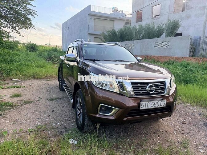 Nissan Navara 2015 Số tự động Nâu