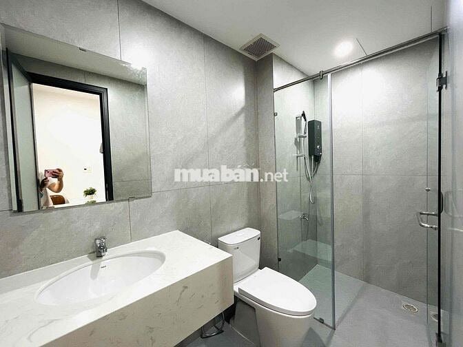 CĂN HỘ BAN CÔNG BẾP XA GIƯỜNG THÔNG THOÁNG