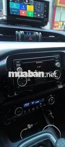 Toyota Hilux Vigo 2017 2 cầu full 2.8 Đen