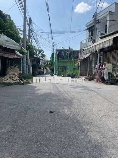 Nhà thuê Lầu Trệt gần Ký túc xá khu b Làng Đại học Dĩ An