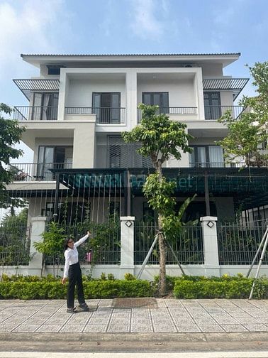 🔥CHỈ 11,X TỶ SỞ HỮU NGAY BIỆT THỰ SONG LẬP 180M, TẠI VSIP BẮC NINH – 