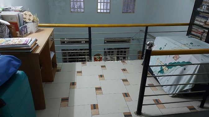 Nhà 1 Trệt 1 Lầu sân thượng 4x17m hẻm C5 Phạm Hùng 