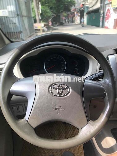 Toyota Innova E 2015 Số sàn