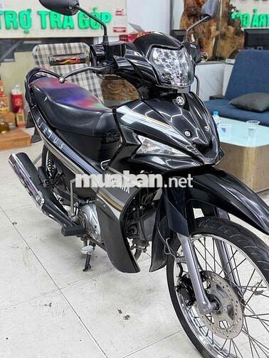Yamaha Sirius Đen