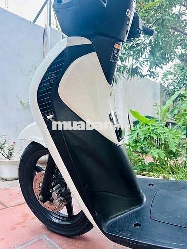 Honda SH 150 Trắng