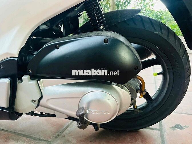 Honda SH 150 Trắng