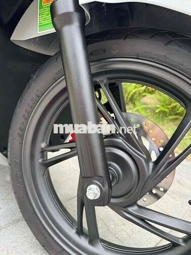 SH160 Abs 2025 mới đi 2400 km Bản Thể thao
