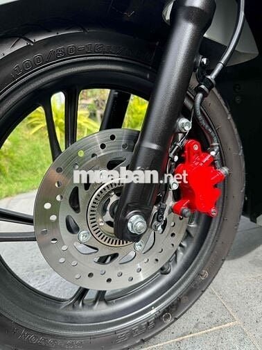 SH160 Abs 2025 mới đi 2400 km Bản Thể thao