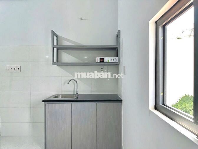 PHÒNG MỚI XÂY - FULL NỘI THẤT ĐI BỘ QUA ĐH UFM - SÁT KCX TÂN THUẬN Q7