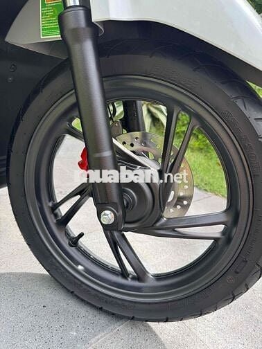 SH160 Abs 2025 mới đi 2400 km Bản Thể thao