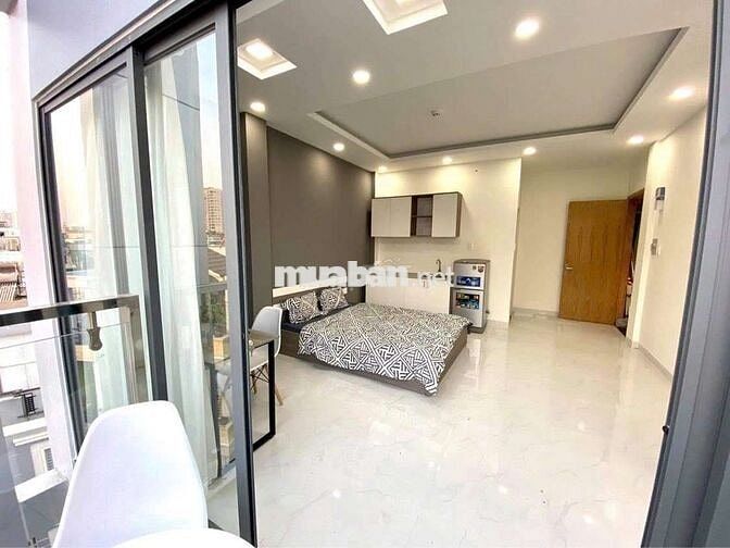 CĂN HỘ STUDIO 40M2 BAN CÔNG TÒA NHÀ THANG MÁY GẦN NGÃ TƯ PHÚ NHUẬN
