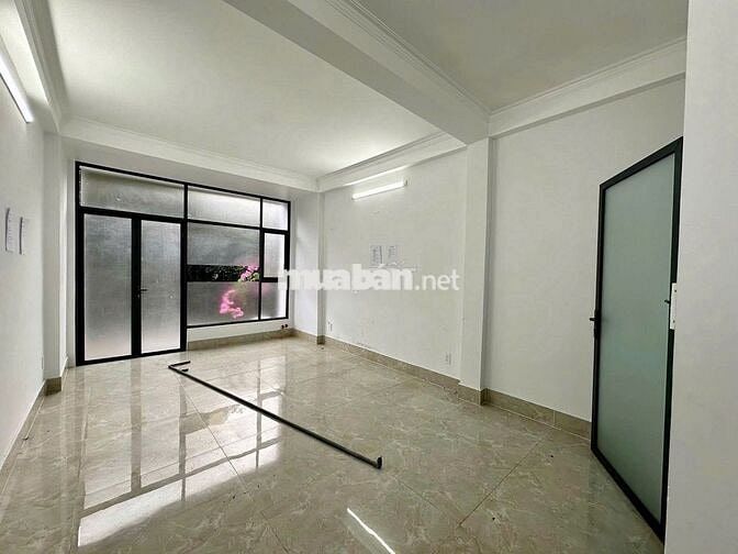Mặt tiền Nguyễn Trọng Tuyển | DT 4,5x20m | Nhà mới Kinh Doanh Ngay