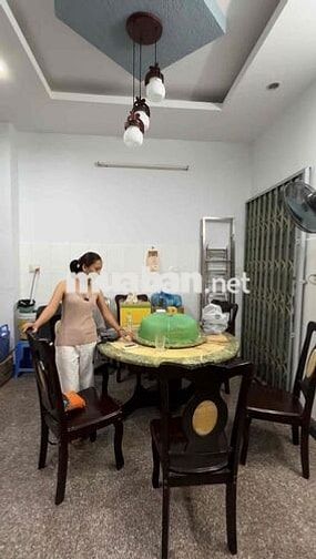Bán Gấp Nhà Mặt Tiền Đường View Công Viên 72M2-KDC Vĩnh Lộc