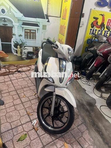 Piaggio Liberty S Trắng TPHCM