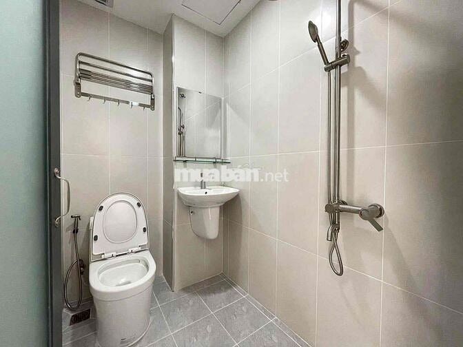 Gần Trường ĐH VLU, IUH, NTTU - Nhà Mới Xây Full Nội Thất - Free Xe