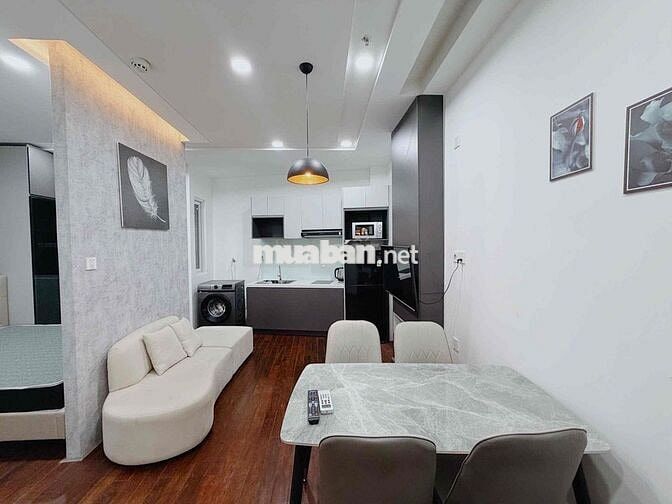 Căn hộ 1 phòng ngủ ngay sân bay giá tốt