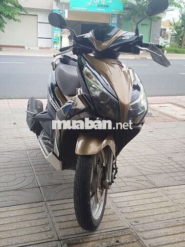 Honda Air Blade 125 Đen vàng đồng Nhập khẩu