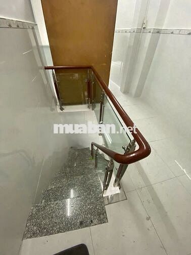 CHO THUÊ 2PN, 2WC ĐƯỜNG LÝ THÁI TỔ Q10 CHỈ 10 TRIỆU/THÁNG