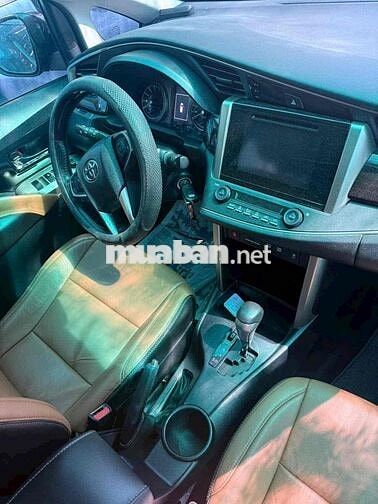 Toyota innova Venturer đăng ký 12/2019