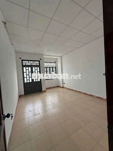 4x18 trệt lửng 1 lầu 3pn 3wc ô tô vào nhà tch10 gần ng a thủ mới sơn 
