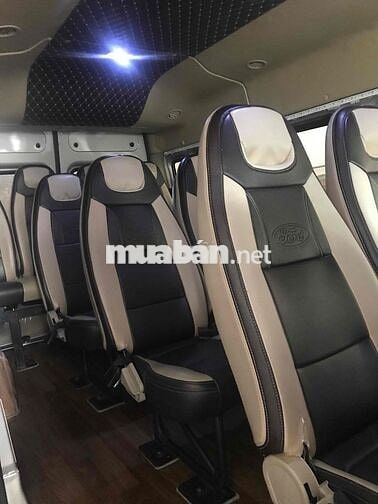 Ford Transit 2019 zin đẹp chính chủ