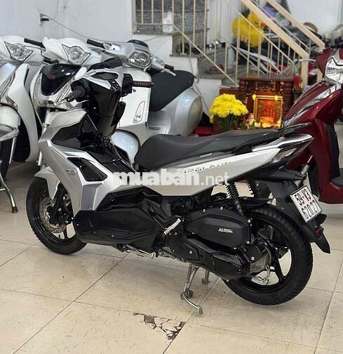 ABR 2022 Bạc Poche.Chích chủ.BSTP.Xe đẹp giá tốt