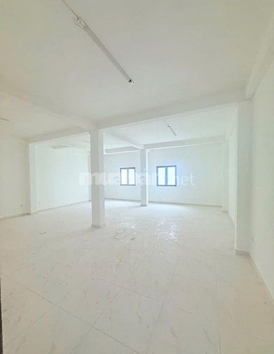 Cho thuê nhà 1 Trệt 2 Lầu làm văn phòng cty