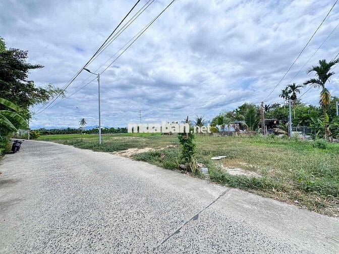Bán Đất Suối Hiệp thôn Phú Hậu, gần đường QL1A. DT: 71m2 Full Thổ.