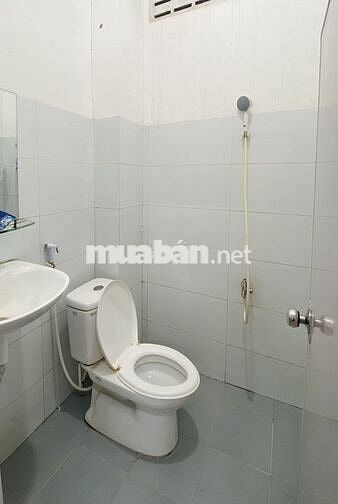 Chủ bán nhà 2,65 tỷ ở và buôn bán sổ hồng riêng