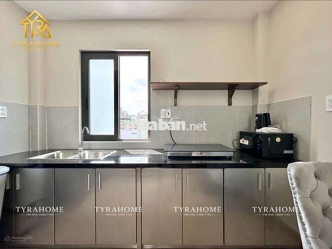 Nhà Tớ căn Bancony mới - ngay Phú Nhuận trung tâm tiện di chuyển