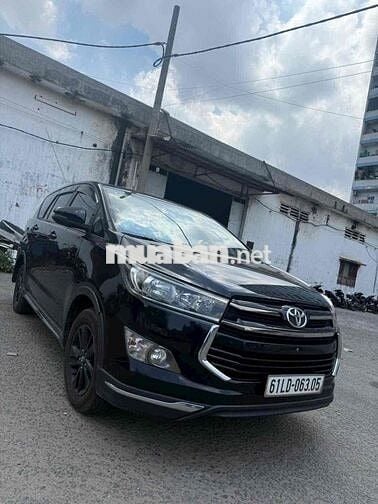 Toyota innova Venturer đăng ký 12/2019