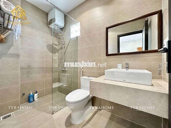 Nhà Tớ căn Bancony mới - ngay Phú Nhuận trung tâm tiện di chuyển