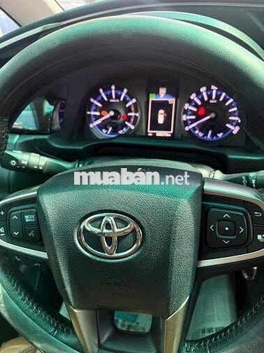 Toyota innova Venturer đăng ký 12/2019
