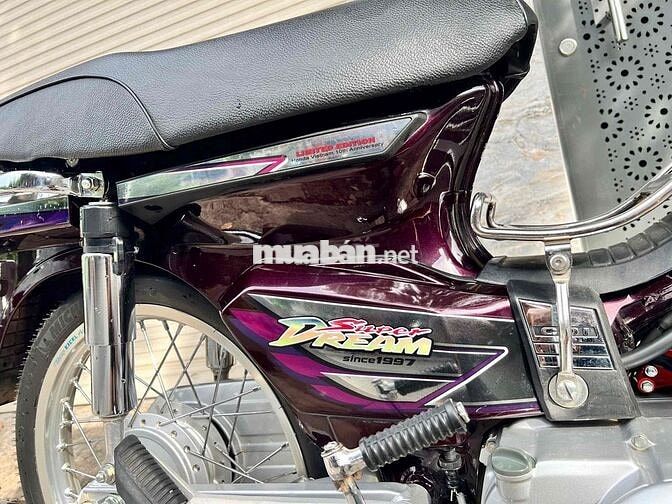 Honda Super Dream 2011 Tím