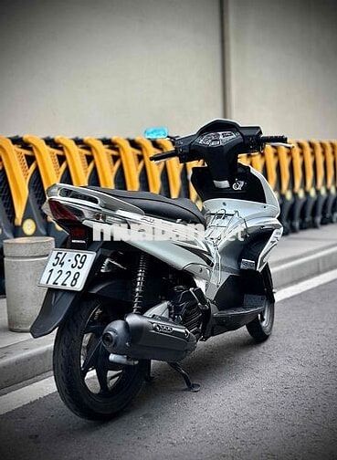 Honda Air Blade Fi 2010 Trắng