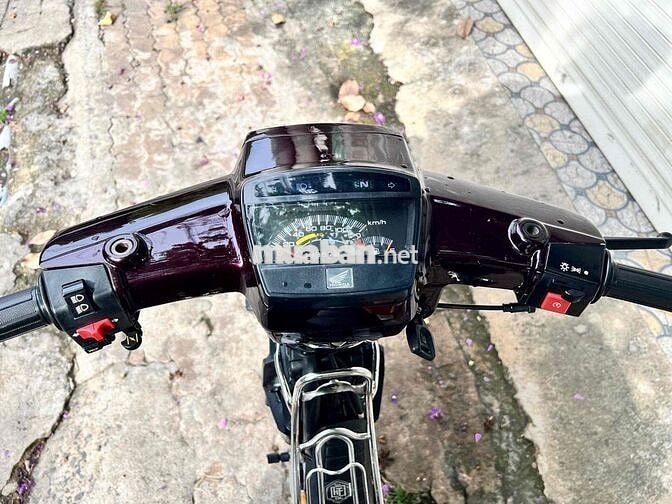 Honda Super Dream 2011 Tím