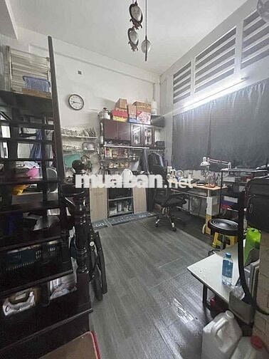 cho thuê căn hộ tầng trệt chung cư măt tiền Nguyên Gia Trí