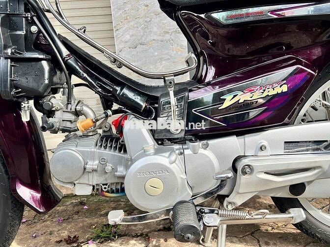 Honda Super Dream 2011 Tím
