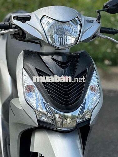 Honda Vision 2015 Bạc