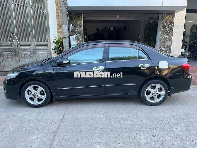 Toyota Altis 2011 Tự động Đen 125000 km