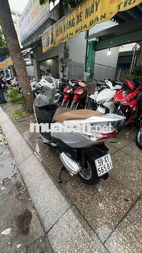 Honda Lead FI 2016 Bạc Đã sử dụng