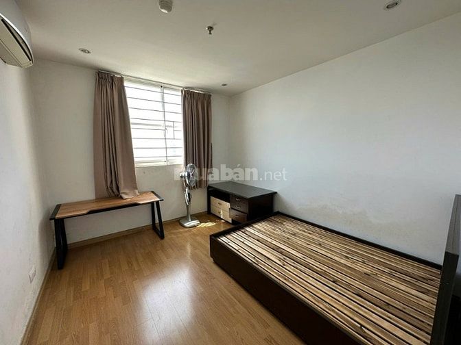 Căn hộ Khánh Hội 3 mặt tiền Bến Vân Đồn Quận 4, 2PN, giá: 13tr/tháng